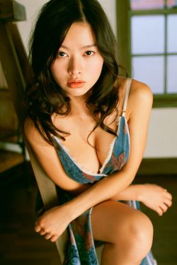 美女和男生